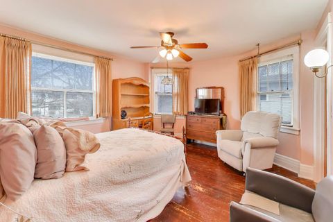 Tiny photo for 212 E Elm Avenue, La Grange, IL 60525 (MLS # 12574952)