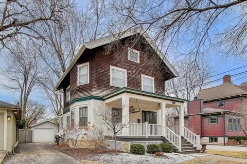 Tiny photo for 212 E Elm Avenue, La Grange, IL 60525 (MLS # 12574952)