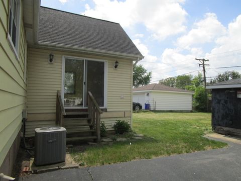Tiny photo for 786 N Van Auken Street, Elmhurst, IL 60126 (MLS # 12372724)