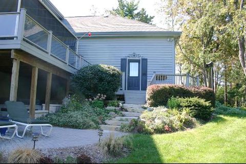 A home in CARPENTERSVILLE