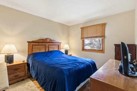 Tiny photo for 1688 President Street, Glendale Heights, IL 60139 (MLS # 12519560)