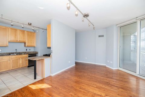 Tiny photo for 645 N KINGSBURY Street #2109, Chicago, IL 60654 (MLS # 12499380)