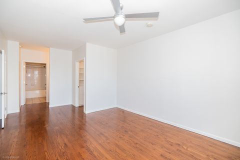 Tiny photo for 645 N KINGSBURY Street #2109, Chicago, IL 60654 (MLS # 12499380)