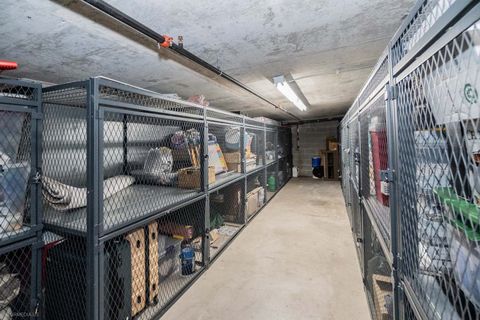 Tiny photo for 645 N KINGSBURY Street #2109, Chicago, IL 60654 (MLS # 12499380)