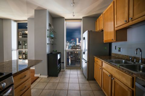 Tiny photo for 645 N KINGSBURY Street #2109, Chicago, IL 60654 (MLS # 12499380)