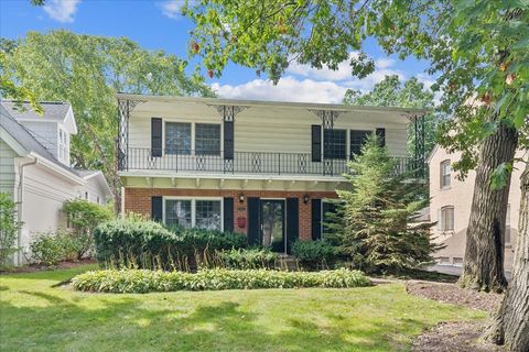 Tiny photo for 1492 Asbury Avenue, Winnetka, IL 60093 (MLS # 12331764)