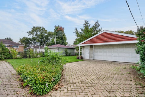 Tiny photo for 7837 N Nora Avenue, Niles, IL 60714 (MLS # 12788570)