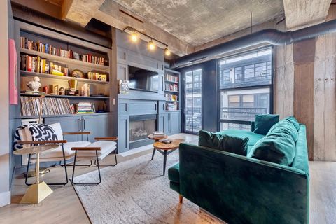 Tiny photo for 1070 W 15th Street #302, Chicago, IL 60608 (MLS # 12460364)