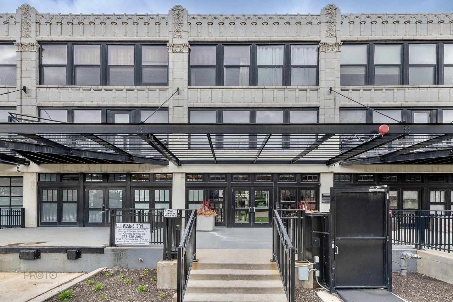 1070 W 15th Street 302