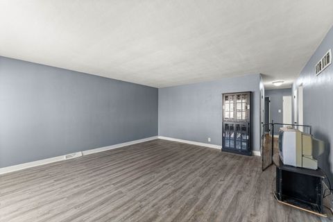 Tiny photo for 17831 Community Street, Lansing, IL 60438 (MLS # 12591959)