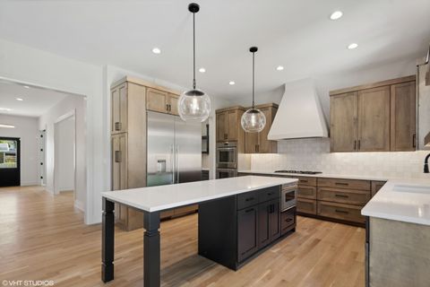 Tiny photo for 286 N Indiana Avenue, Elmhurst, IL 60126 (MLS # 12456795)
