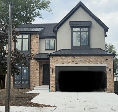 Photo of 286 N Indiana Avenue, Elmhurst, IL 60126 (MLS # 12456795)
