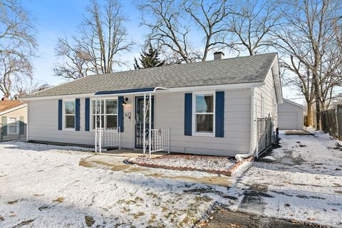 Photo of 612 S Webster Street, Aurora, IL 60505 (MLS # 12539423)
