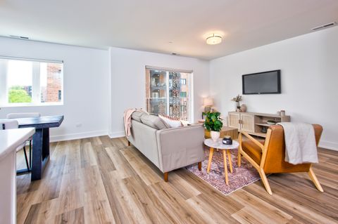 Tiny photo for 9396 Landings Lane #301, Des Plaines, IL 60016 (MLS # 12501946)