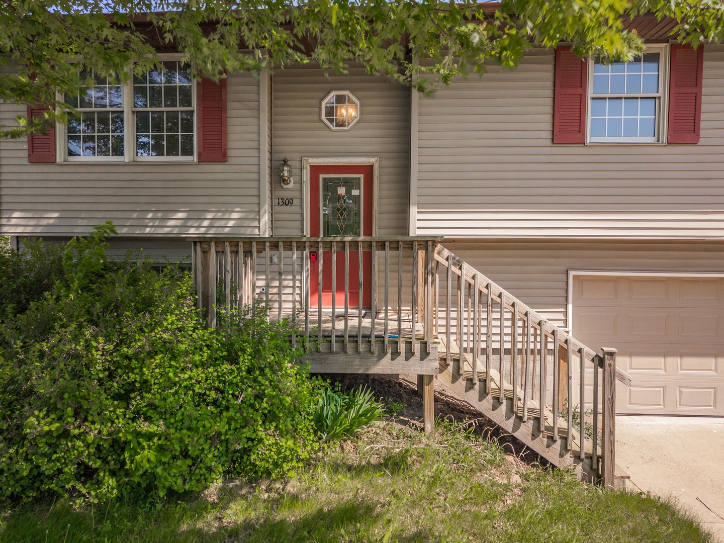 1309 W Indian Drive