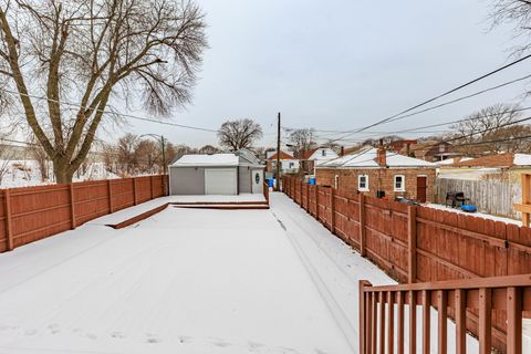 Tiny photo for 9356 S Manistee Avenue, Chicago, IL 60617 (MLS # 12591203)