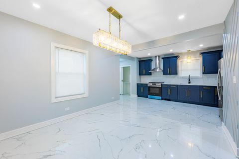 Tiny photo for 9356 S Manistee Avenue, Chicago, IL 60617 (MLS # 12591203)