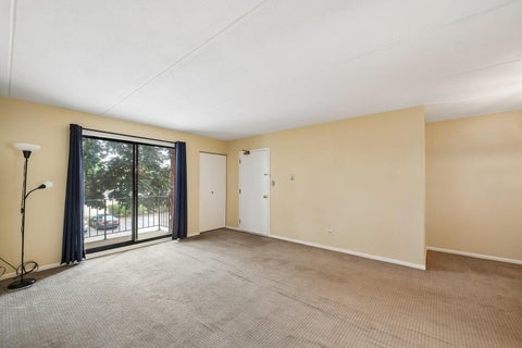 Tiny photo for 5401 Chateau Drive #4, Rolling Meadows, IL 60008 (MLS # 12718806)