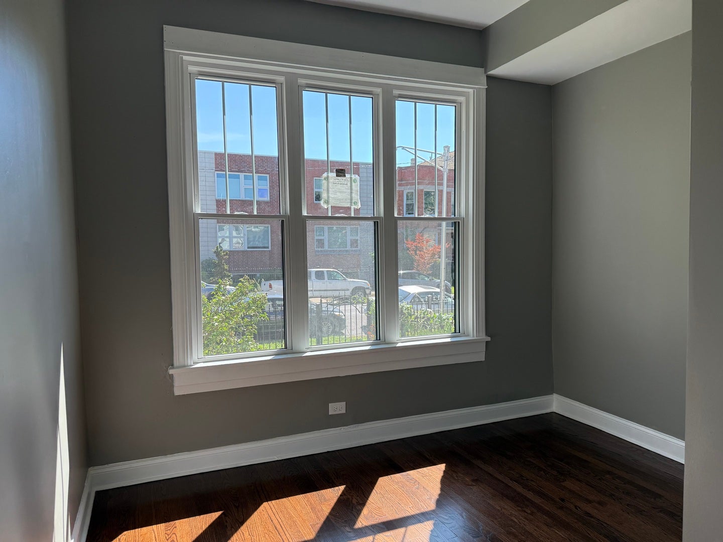 3312 W Le Moyne Street 1