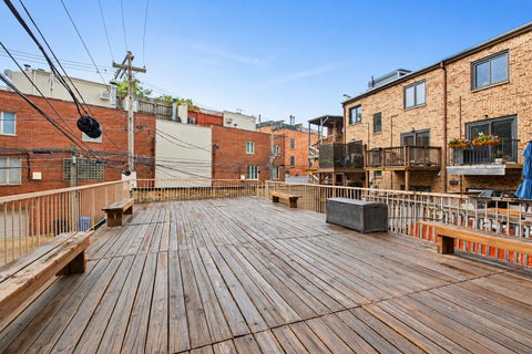 Tiny photo for 319 W WEBSTER Avenue #1, Chicago, IL 60614 (MLS # 12712882)