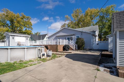Tiny photo for 515 N Guthrie Street, Gibson City, IL 60936 (MLS # 12457019)