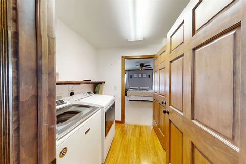 Tiny photo for 515 N Guthrie Street, Gibson City, IL 60936 (MLS # 12457019)