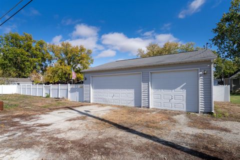 Tiny photo for 515 N Guthrie Street, Gibson City, IL 60936 (MLS # 12457019)