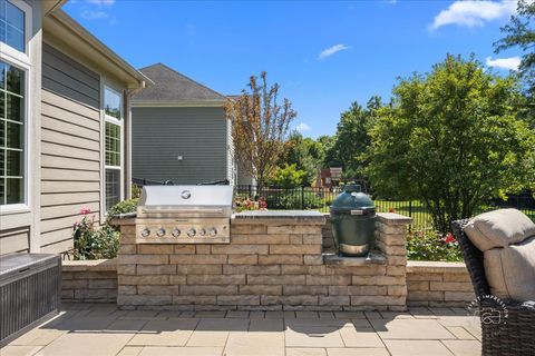 Tiny photo for 4565 Greywood Drive, St. Charles, IL 60175 (MLS # 12448136)