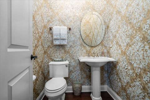 Tiny photo for 4565 Greywood Drive, St. Charles, IL 60175 (MLS # 12448136)