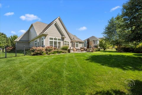 Tiny photo for 4565 Greywood Drive, St. Charles, IL 60175 (MLS # 12448136)