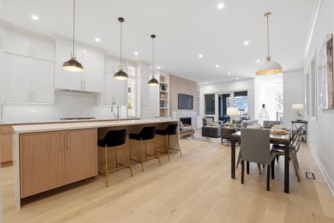 Tiny photo for 4844 N Hermitage Avenue, Chicago, IL 60640 (MLS # 12600690)