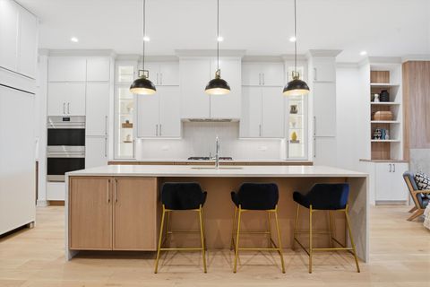 Tiny photo for 4844 N Hermitage Avenue, Chicago, IL 60640 (MLS # 12600690)