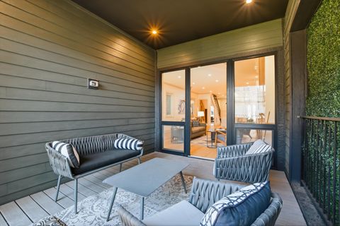 Tiny photo for 4844 N Hermitage Avenue, Chicago, IL 60640 (MLS # 12600690)