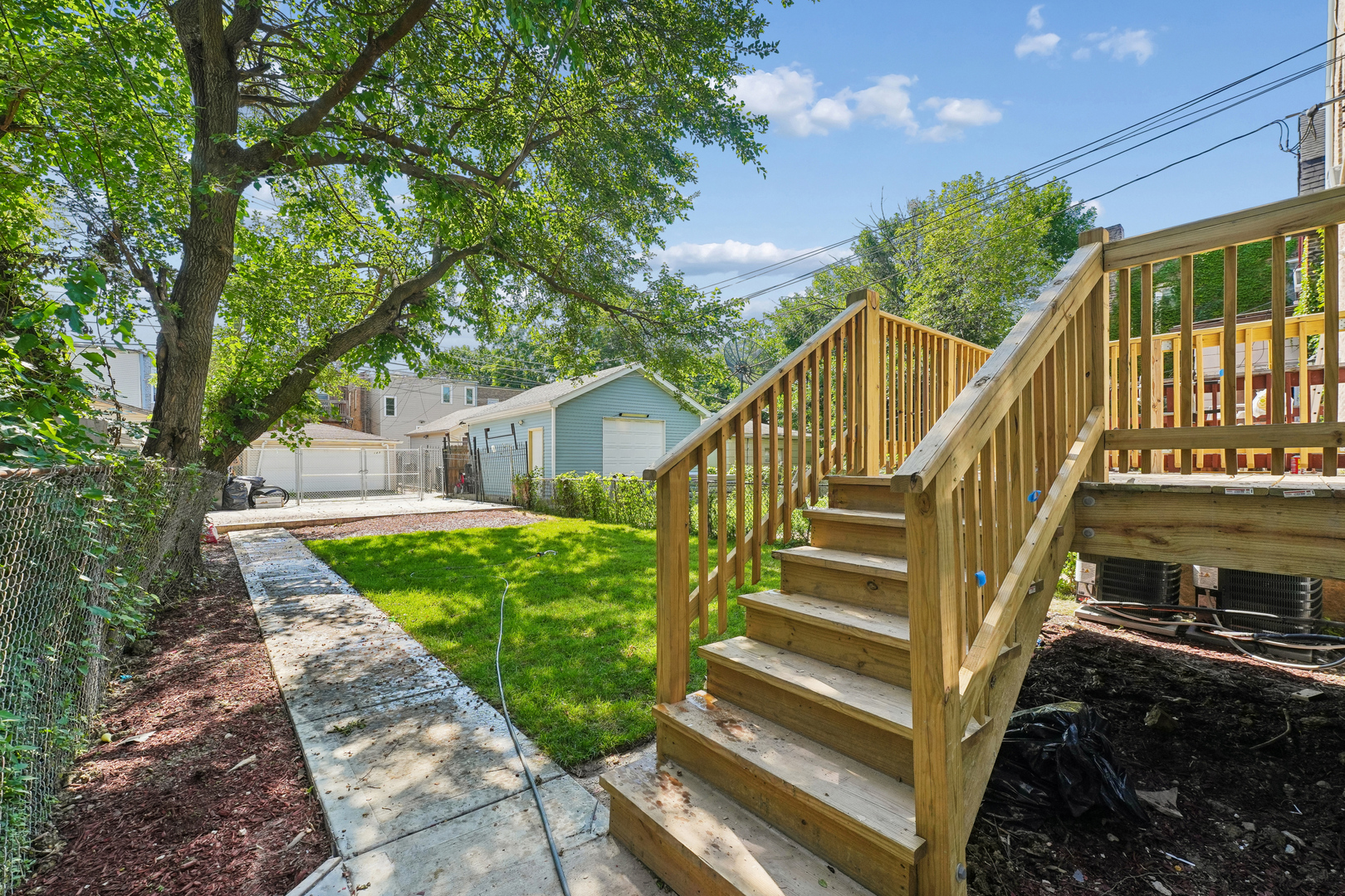 157 N Laramie Avenue