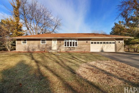 Photo of 38689 N Boulevard View Avenue, Wadsworth, IL 60083 (MLS # 12577948)