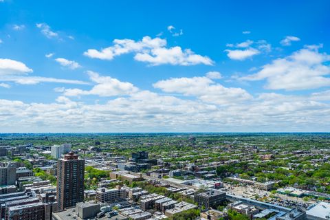 Tiny photo for 5415 N SHERIDAN Road #4412, Chicago, IL 60640 (MLS # 12632525)
