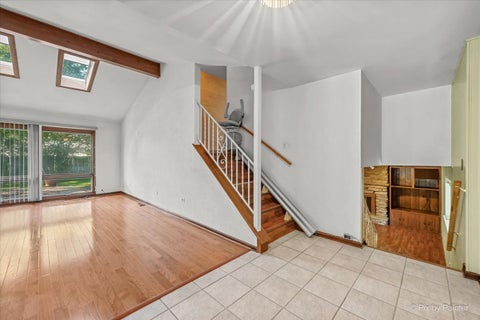 Tiny photo for 602 E Hackberry Drive, Arlington Heights, IL 60004 (MLS # 12709643)