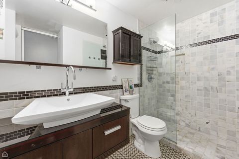 Tiny photo for 100 E Walton Place #10C, Chicago, IL 60611 (MLS # 12526565)