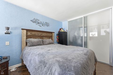 Tiny photo for 100 E Walton Place #10C, Chicago, IL 60611 (MLS # 12526565)