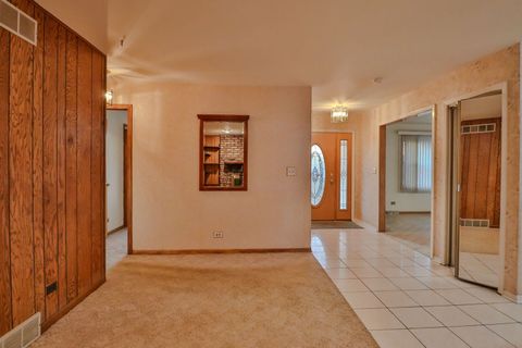 Tiny photo for Roselle, IL 60172 (MLS # 12626551)