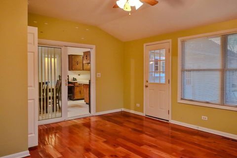 Tiny photo for Roselle, IL 60172 (MLS # 12626551)