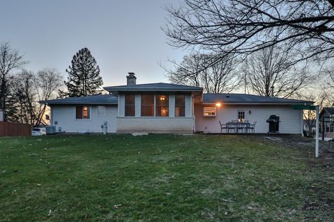 Tiny photo for Roselle, IL 60172 (MLS # 12626551)