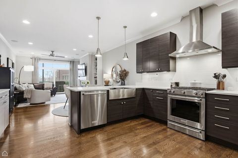 Tiny photo for 3047 N Oakley Avenue #301, Chicago, IL 60618 (MLS # 12571778)