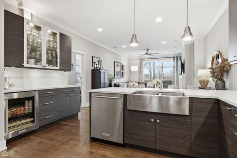 Tiny photo for 3047 N Oakley Avenue #301, Chicago, IL 60618 (MLS # 12571778)