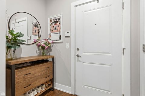 Tiny photo for 3047 N Oakley Avenue #301, Chicago, IL 60618 (MLS # 12571778)