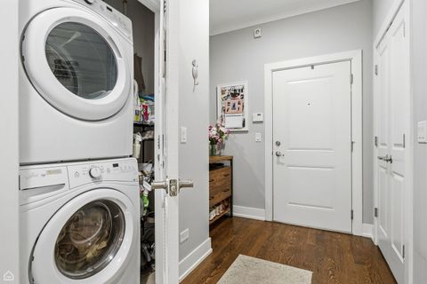 Tiny photo for 3047 N Oakley Avenue #301, Chicago, IL 60618 (MLS # 12571778)