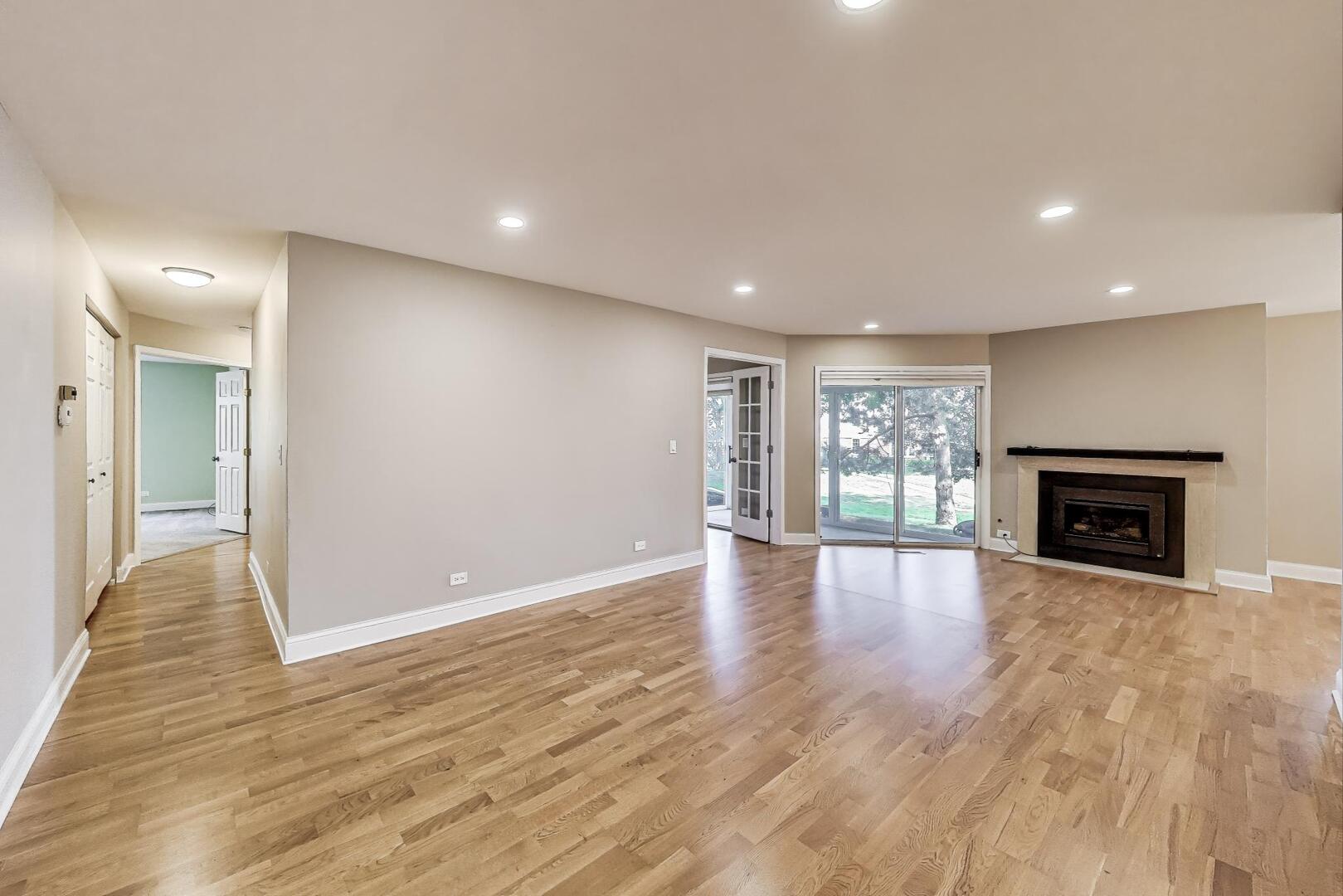 1406 Clove Court A