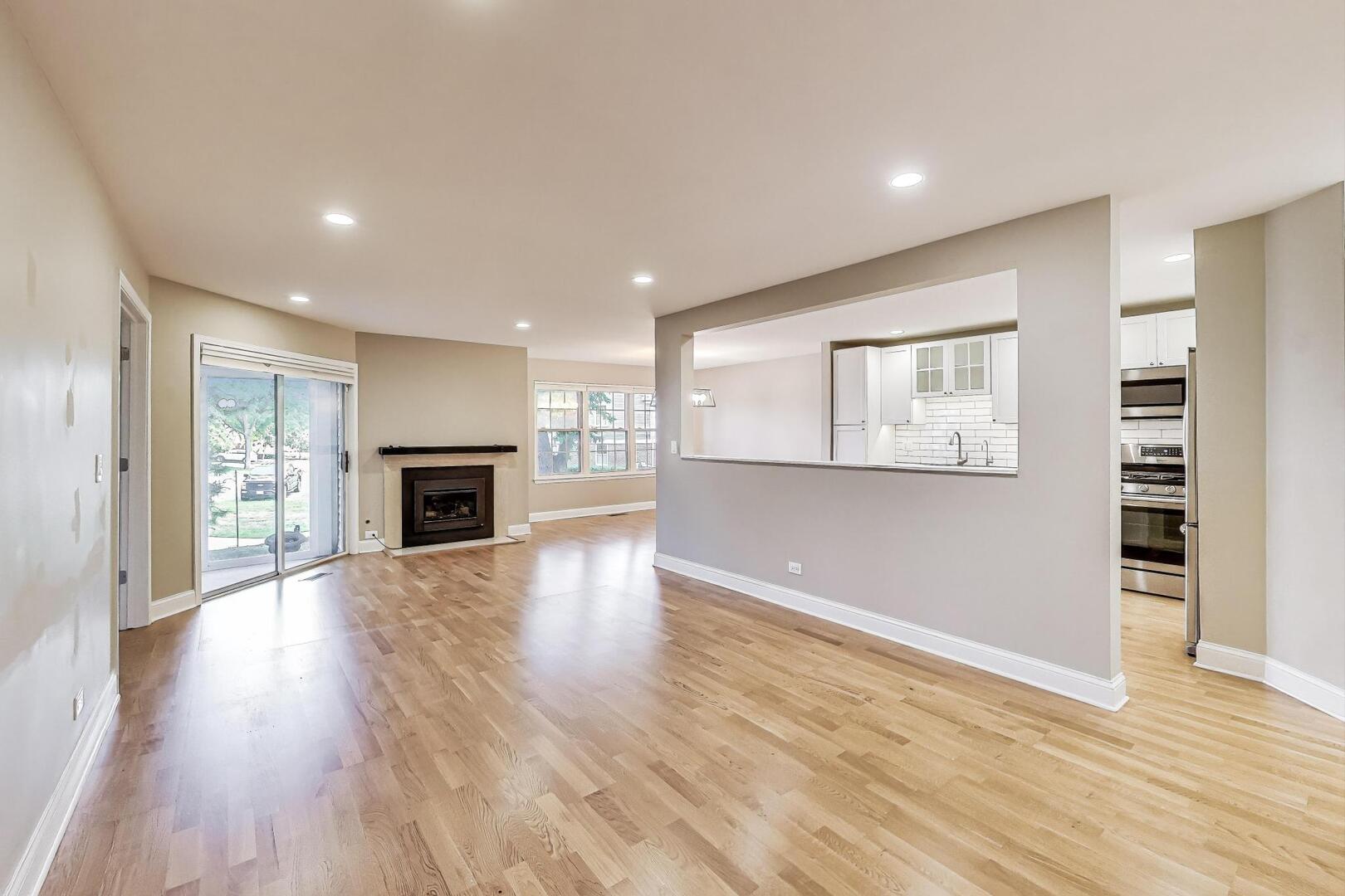 1406 Clove Court A