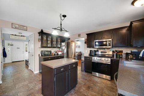 Tiny photo for 3925 Peartree Drive, Lake In The Hills, IL 60156 (MLS # 12503443)