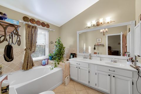 Tiny photo for 3925 Peartree Drive, Lake In The Hills, IL 60156 (MLS # 12503443)